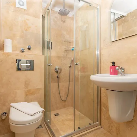 Otel Kelebek Kalkan