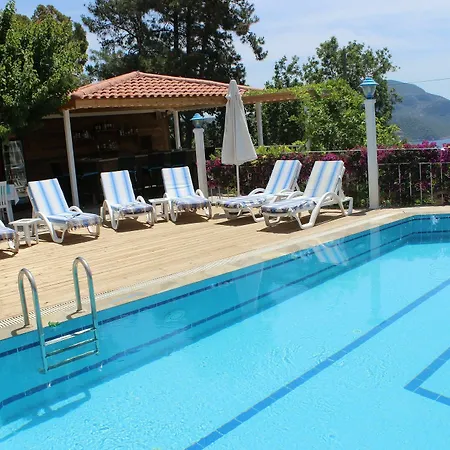 فندق Kelebek 5*